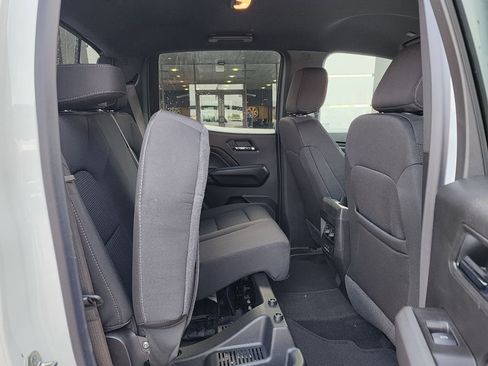 New 2026 GMC Canyon Elevation w/ Convenience Package RWD image 44
