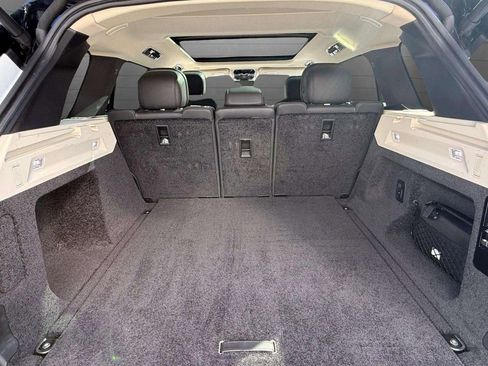 Used 2023 Land Rover Range Rover SE image 47