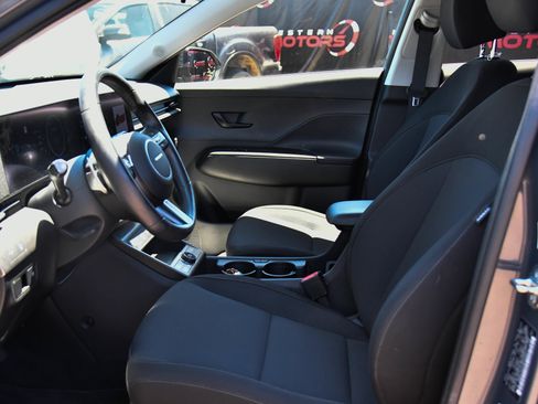 Used 2024 Hyundai Kona SEL FWD image 18