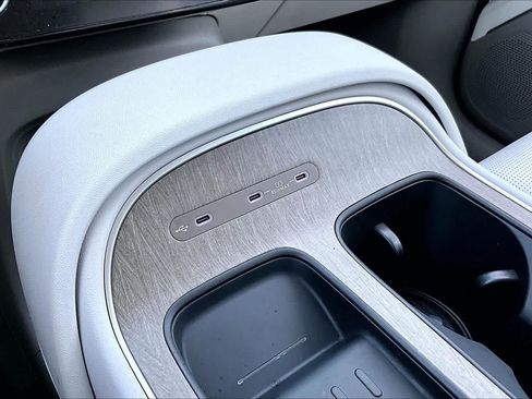 Certified 2026 Hyundai Palisade SEL AWD/4WD image 28