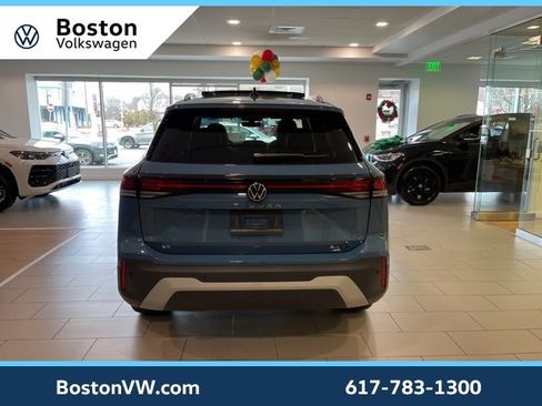 New 2026 Volkswagen Tiguan SE image 3