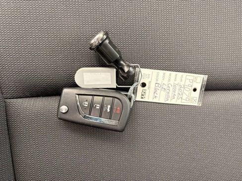 Used 2025 Toyota Corolla LE image 6