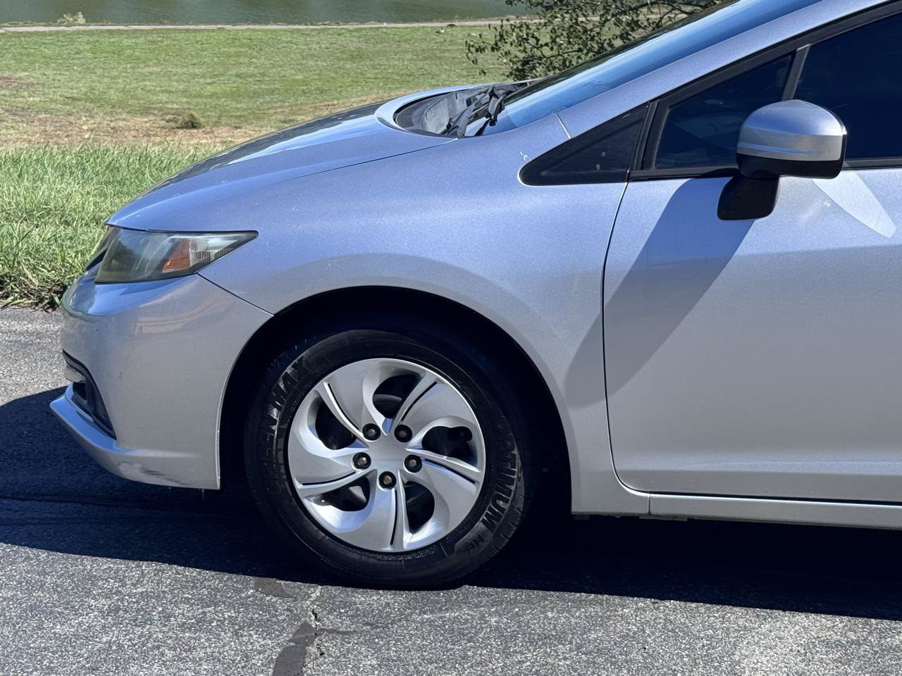 Used 2015 Honda Civic LX image 5