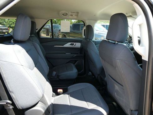 New 2026 Ford Explorer Active AWD/4WD image 13