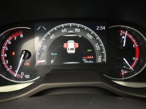 Used 2024 Toyota RAV4 XLE FWD image 24