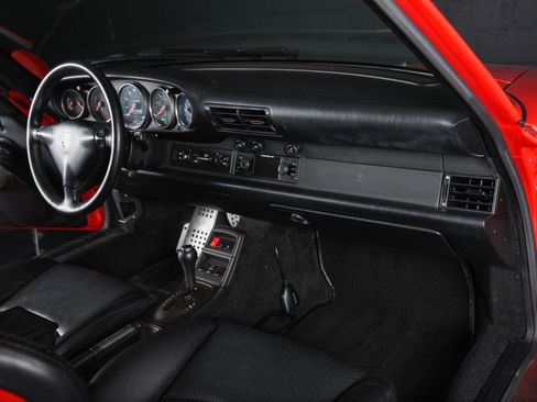 Used 1998 Porsche 911 Carrera S image 33