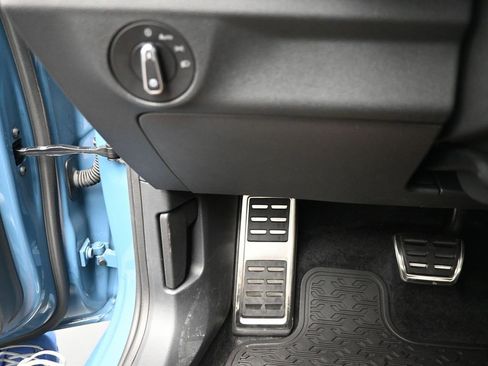 New 2025 Volkswagen Jetta Sport image 17