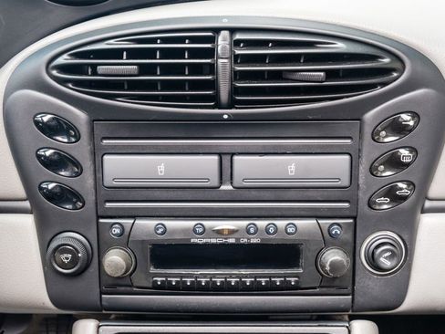 Used 2001 Porsche Boxster image 12