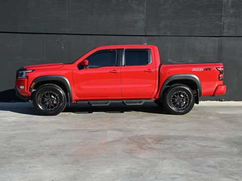 Used 2022 Nissan Frontier PRO-4X w/ Pro-4X Premium Package image 6