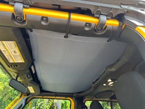 Used 2021 Jeep Wrangler Unlimited Sport image 16