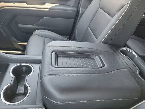 Used 2022 GMC Yukon SLT w/ SLT Premium Package RWD image 20