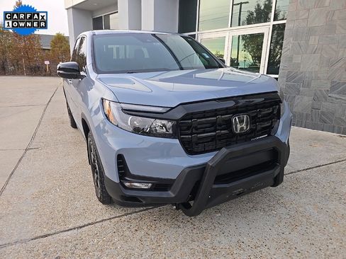 Used 2025 Honda Ridgeline Black Edition image 5