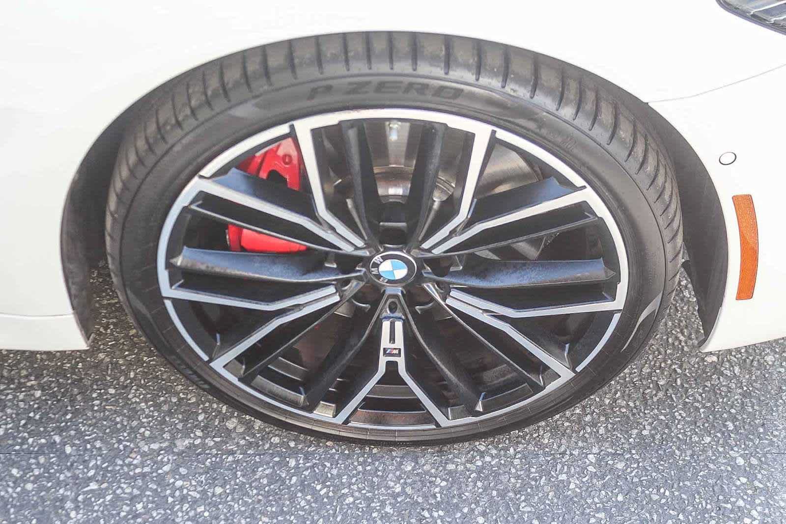Used 2023 BMW 540i w/ M Sport Package RWD image 9