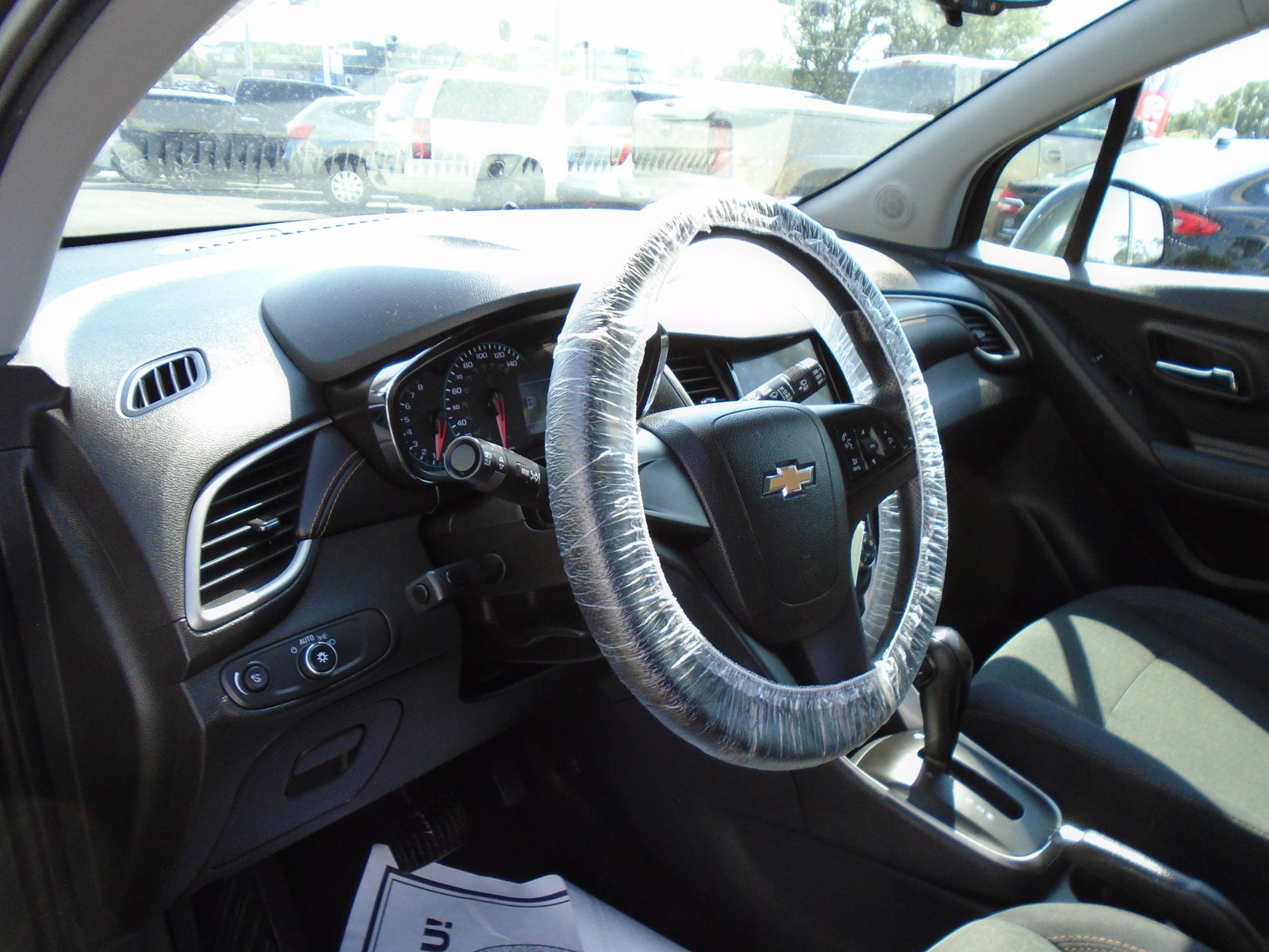 Used 2019 Chevrolet Trax LS AWD/4WD image 15