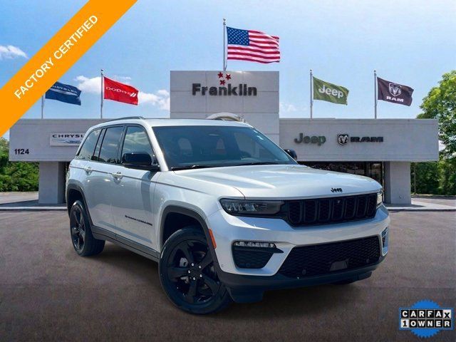 Certified 2024 Jeep Grand Cherokee Limited w/ Luxury Tech Group II AWD/4WD image 1