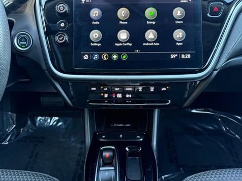 Used 2023 Chevrolet Bolt EUV LT image 18