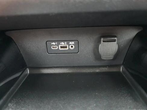 Used 2024 Nissan Altima 2.5 SR FWD image 25