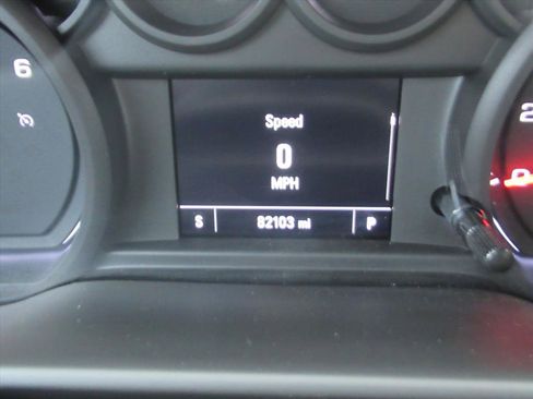 Used 2020 Chevrolet Silverado 1500 Custom w/ Custom Value Package image 28