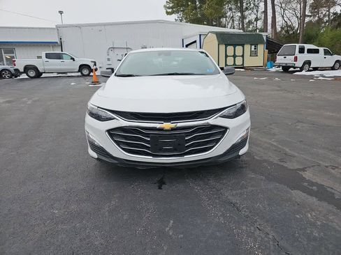 Used 2023 Chevrolet Malibu LS image 8