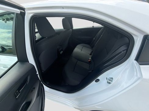 Used 2025 Toyota Corolla LE FWD image 22