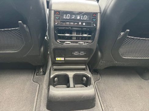 Used 2022 Jeep Grand Cherokee L Overland w/ Luxury Tech Group IV image 33