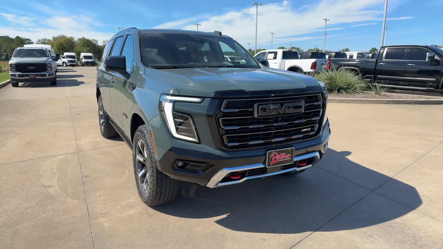 Used 2026 GMC Yukon AT4 Ultimate AWD/4WD image 3