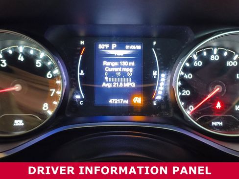 Used 2021 Jeep Compass Latitude image 10