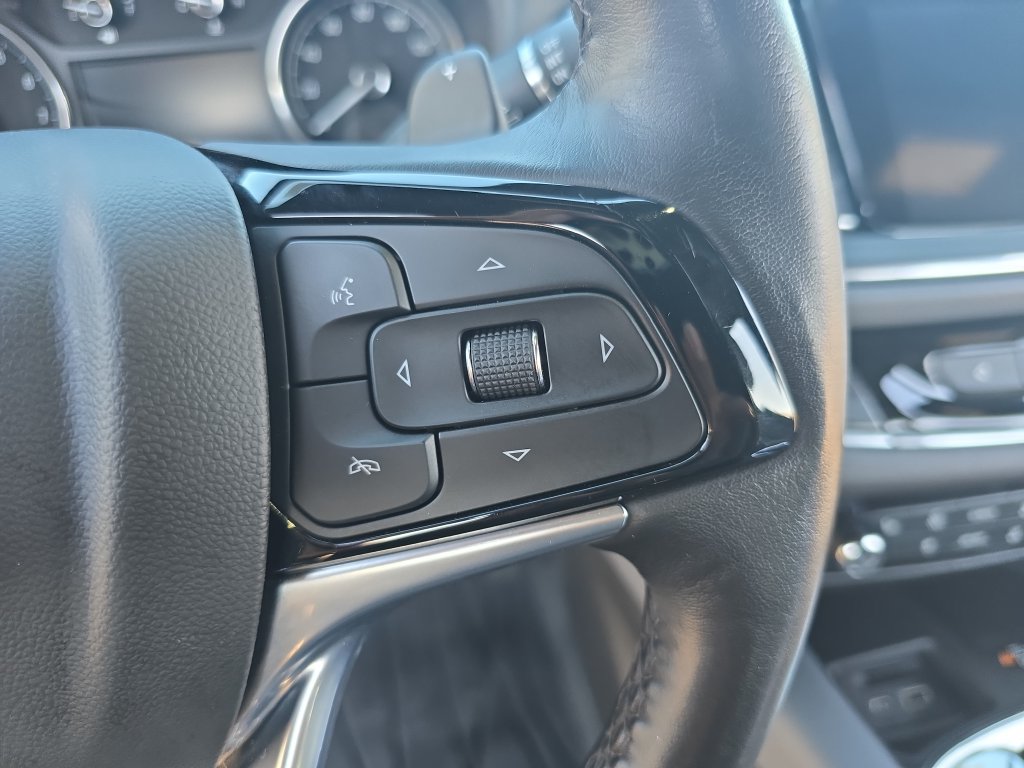 Used 2023 Buick Enclave Essence w/ Experience Buick Package AWD/4WD image 19