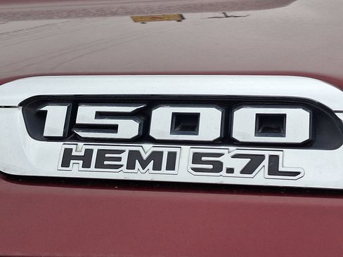 Used 2019 RAM 1500 Big Horn image 32
