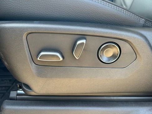 New 2025 GMC Sierra 2500 Denali w/ Denali Reserve Package image 11