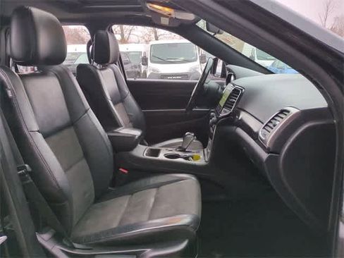 Used 2021 Jeep Grand Cherokee Laredo X image 22