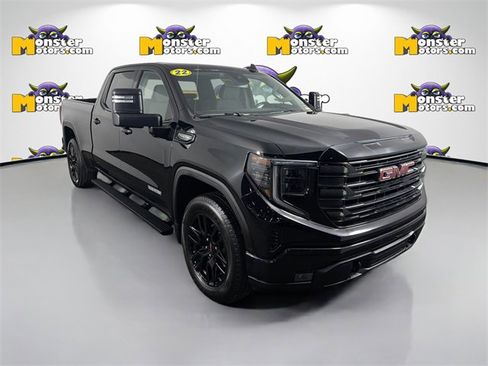 Used 2022 GMC Sierra 1500 Elevation image 3