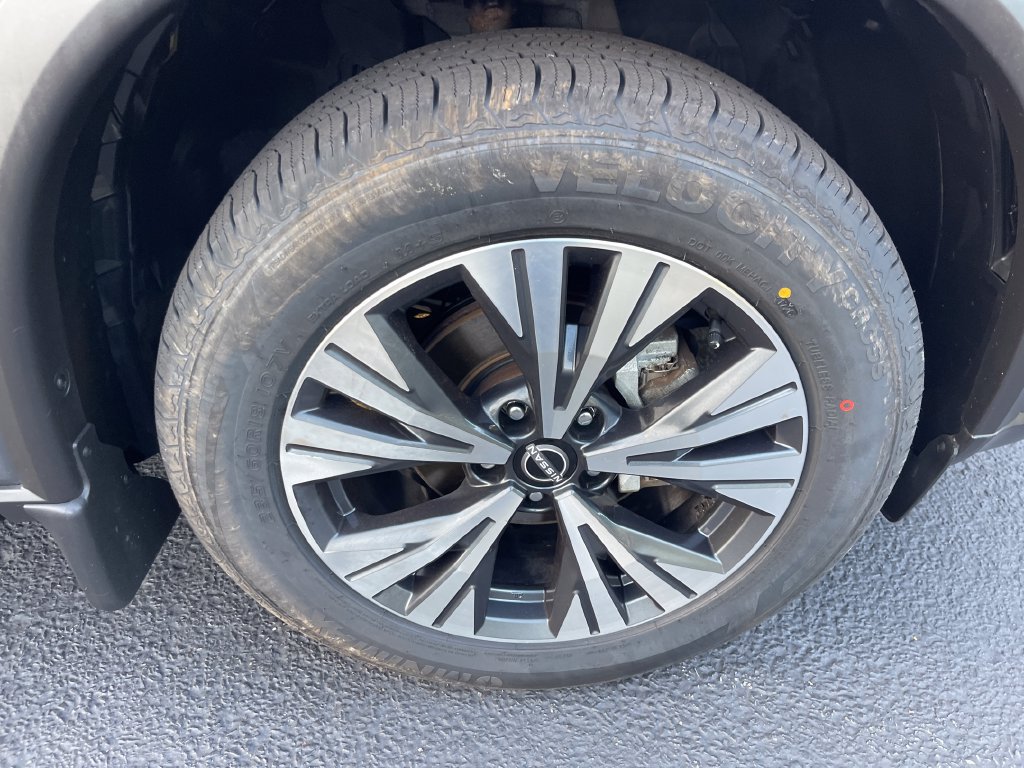 Certified 2023 Nissan Rogue SV w/ SV Premium B Package AWD/4WD image 30