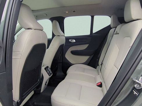 New 2026 Volvo XC40 B5 Plus w/ Protection Package Premier AWD/4WD image 9