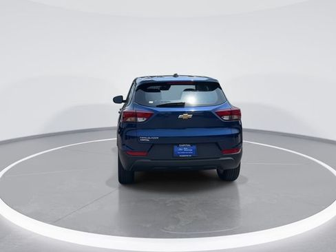 Used 2023 Chevrolet TrailBlazer LS FWD image 6
