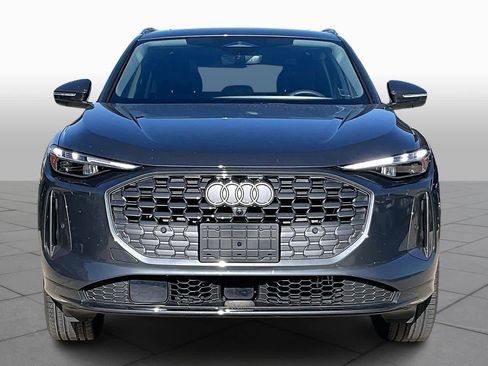 Certified 2025 Audi Q5 Premium Plus w/ Premium Plus image 3