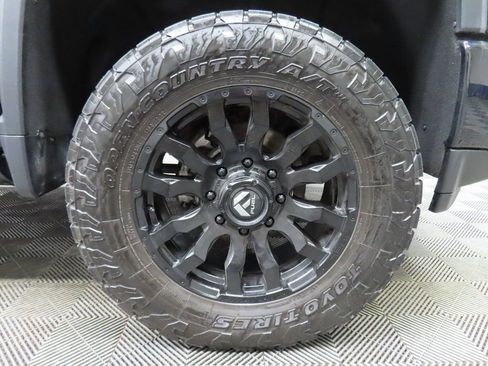 Used 2023 Chevrolet Silverado 3500 High Country w/ Z71 Off-Road Package image 8