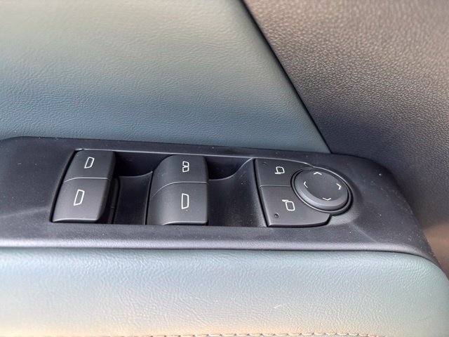 New 2027 GMC Terrain AT4 w/ Technology Package II AWD/4WD image 7