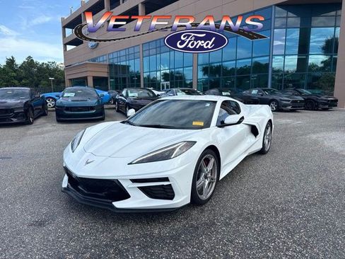 Used 2022 Chevrolet Corvette Stingray Preferred Cpe w/ Z51 Performance Package RWD image 1