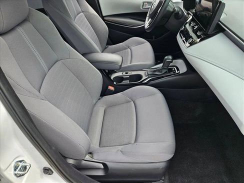 Used 2024 Toyota Corolla SE FWD image 19