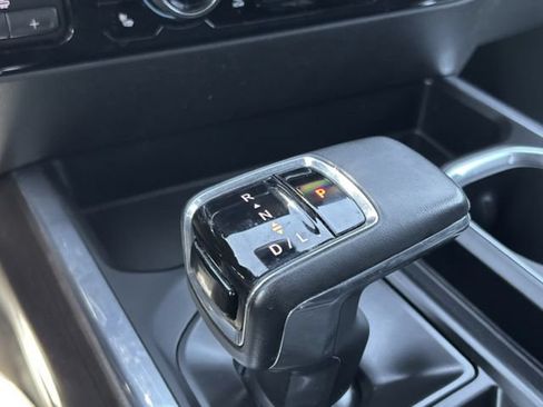 Used 2024 Chevrolet Silverado 1500 High Country w/ Technology Package AWD/4WD image 46