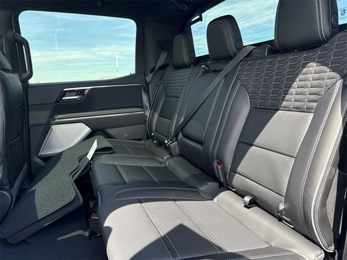 New 2025 GMC Sierra EV Denali image 34