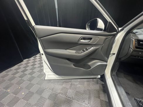 New 2026 Nissan Rogue SV FWD image 13