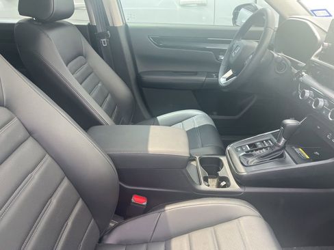 Used 2023 Honda CR-V EX-L image 4