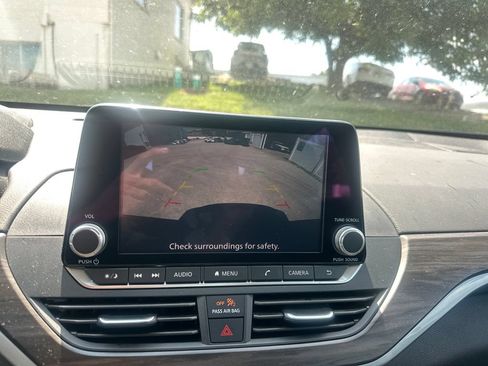 Certified 2025 Nissan Altima 2.5 SV AWD/4WD image 17