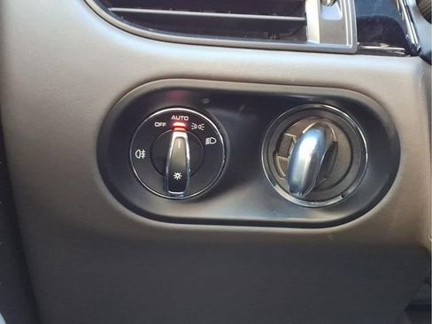 Used 2021 Porsche Macan S image 15