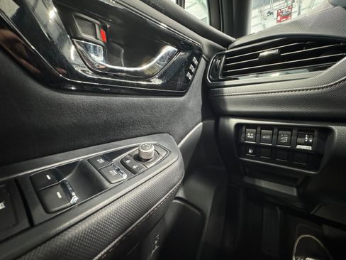 Used 2025 Subaru Forester Limited AWD/4WD image 13