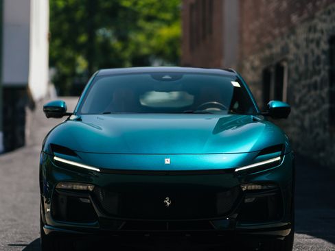 Certified 2026 Ferrari Purosangue AWD/4WD image 38