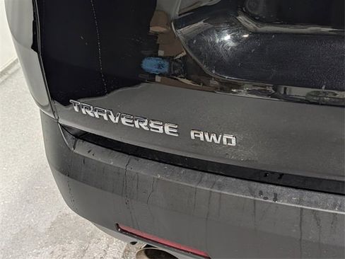 Certified 2023 Chevrolet Traverse LT image 5