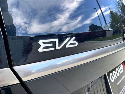 Certified 2023 Kia EV6 Wind w/ Wind Technology Package RWD image 28